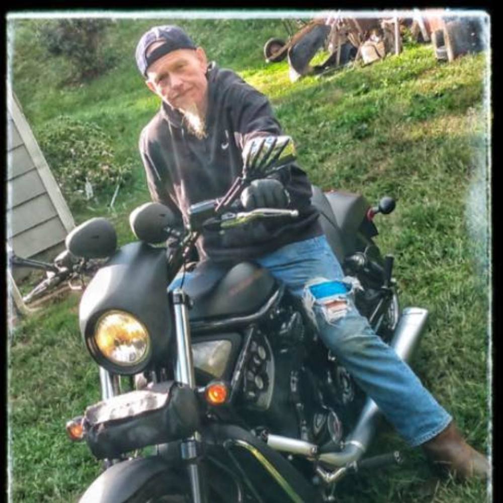 Meet your Posher, Thomas